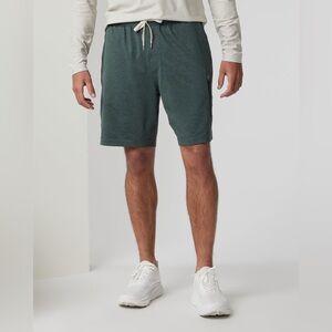 NWT Vuori Sunday Performance 8.5" Shorts - Men's Aspen Heather‎ Small